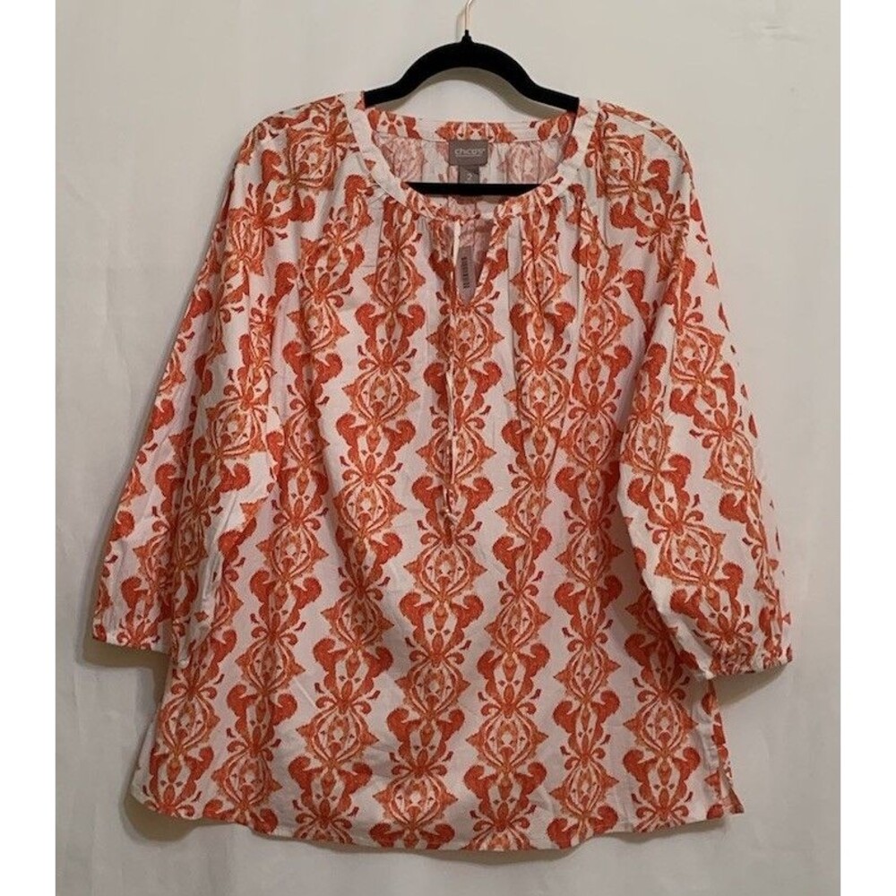 Chicos Size 2 Womens Large Top Spilt V Neck Contrast Medallion Blouse NWT